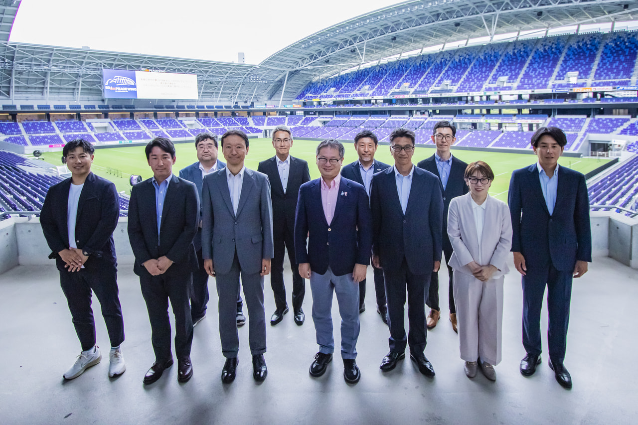 令和7年度の「多様な世代が集う交流拠点としてのスタジアム・アリーナ」の選定拠点表彰式に参列した皆様の画像