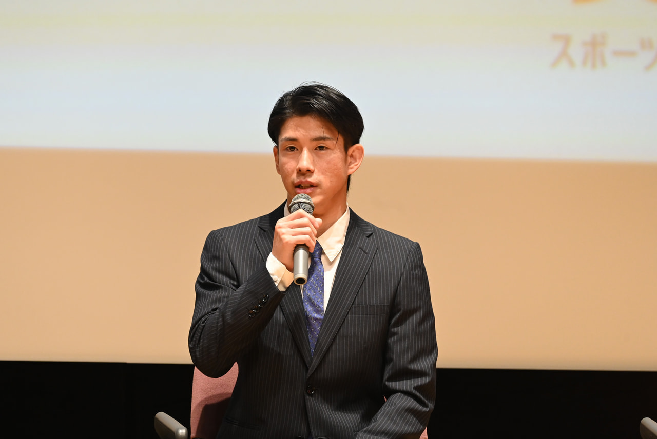 堀島行真氏がトークセッションで語っている画像