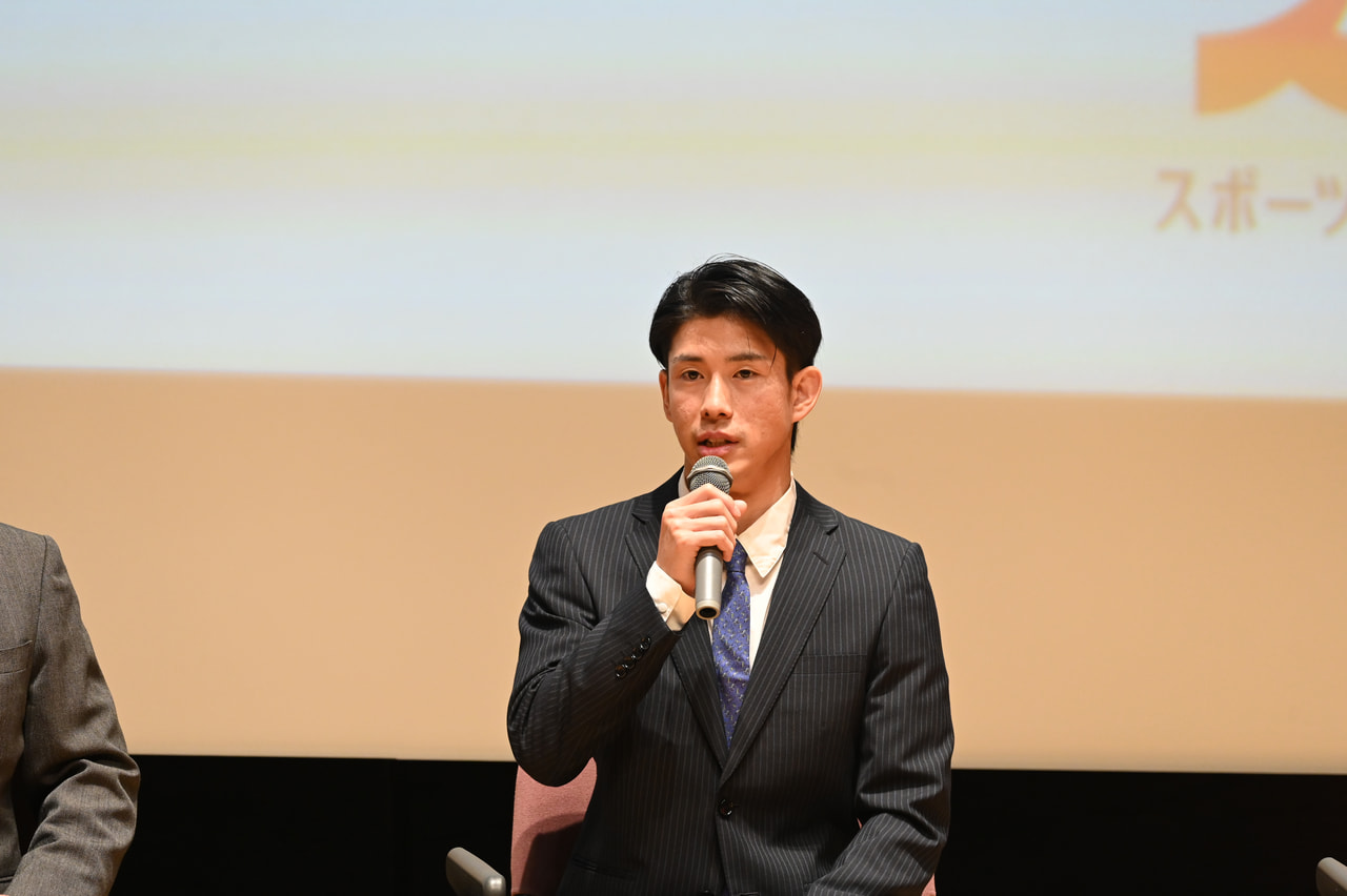 堀島行真氏がトークセッションで語っている画像