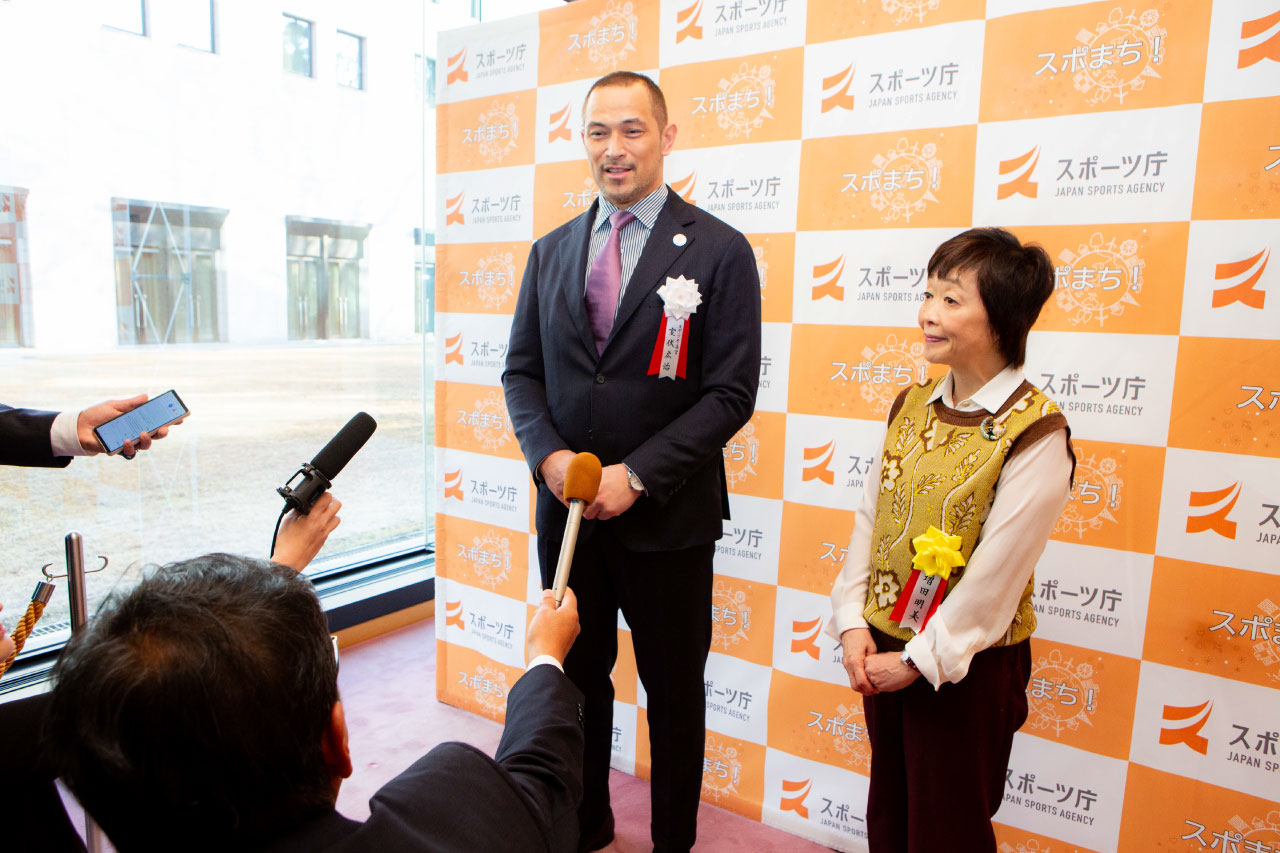 室伏長官と増田明美さん：イメージ