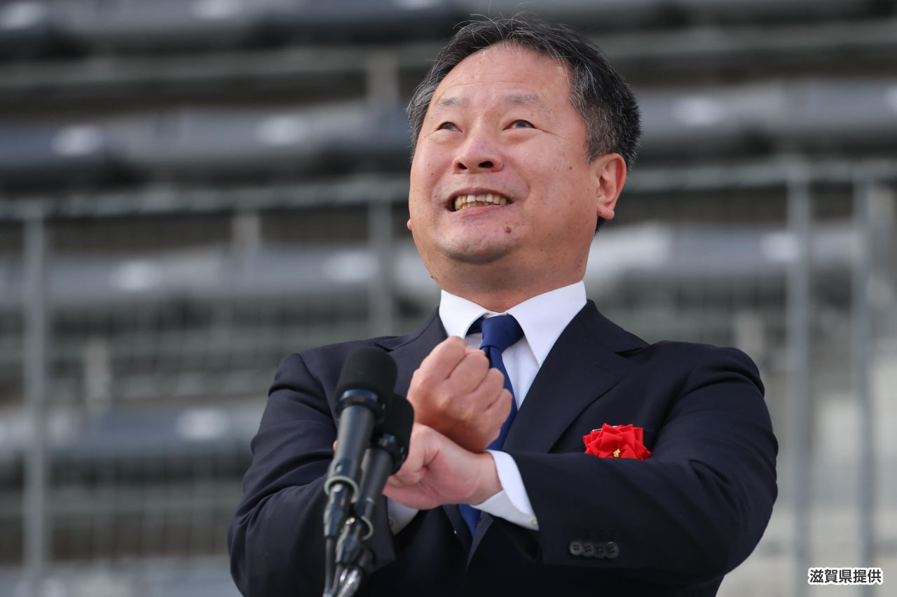 障スポ閉会式にて挨拶する河合長官：イメージ